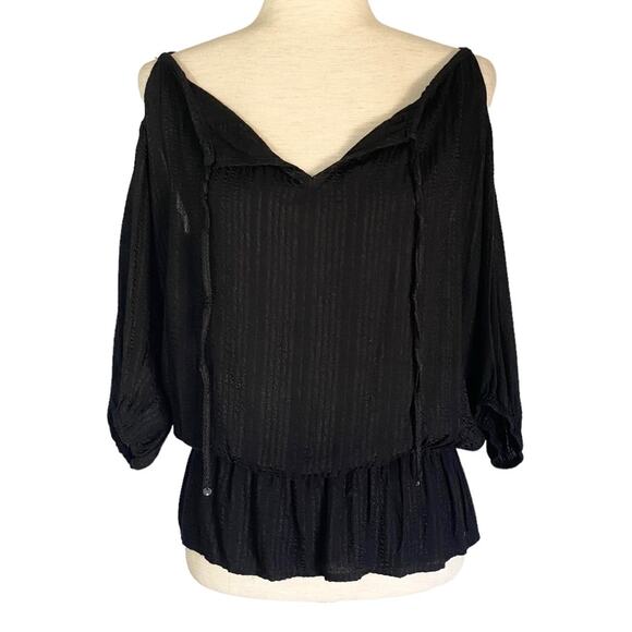 GUESS Black Cold Shoulder Peplum Blouse Size Small Business Casual Shabby Chic - Picture 6 of 12